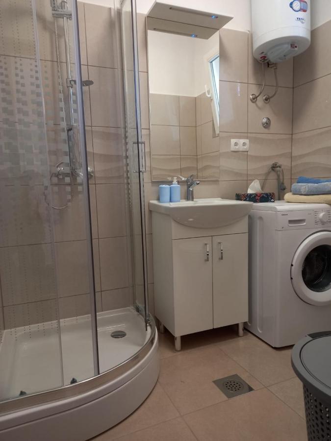 יזרה Apartman Rebeka מראה חיצוני תמונה